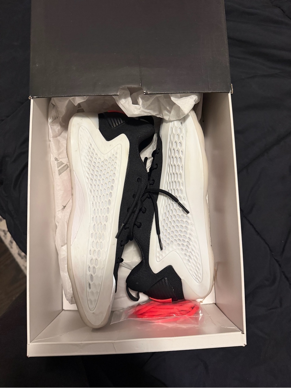 AE 1 Low worn 1 time
